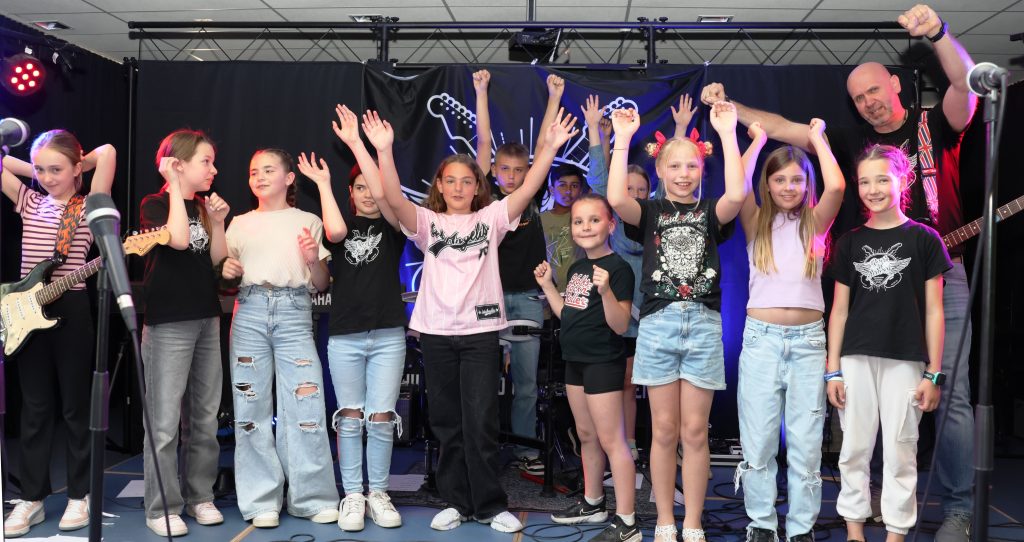 Gruppenfoto der Schülerband